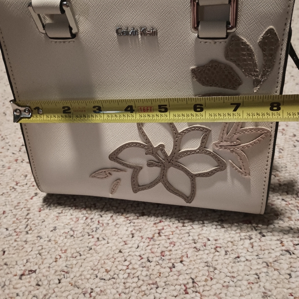 Calvin Klein Cream Floral Women's Bag - Picture 11 of 13